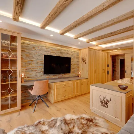 דירה Seefeld Alpin - Rustikales Tiroler