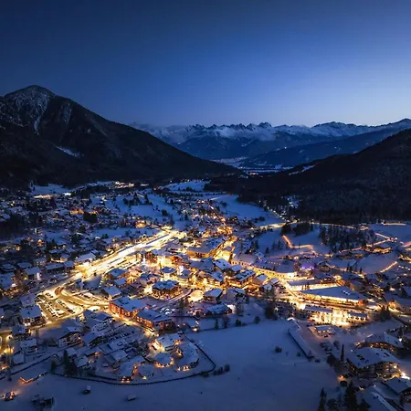 Seefeld Alpin - Rustikales Tiroler *
