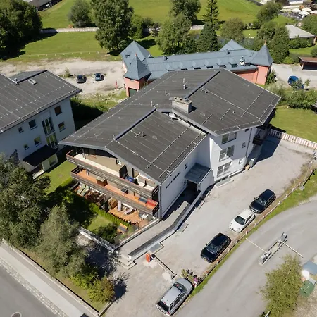 Seefeld Alpin - Rustikales Tiroler