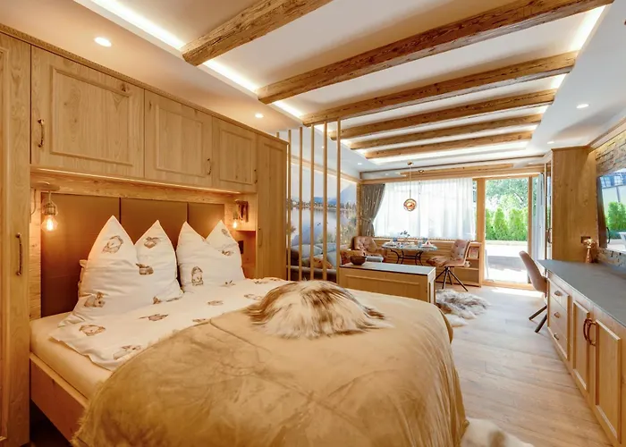 Seefeld Alpin - Rustikales Tiroler Apartment